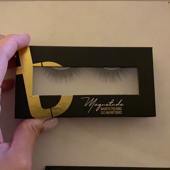 Tori Belle Boardroom Lashes - Picture 2 of 6